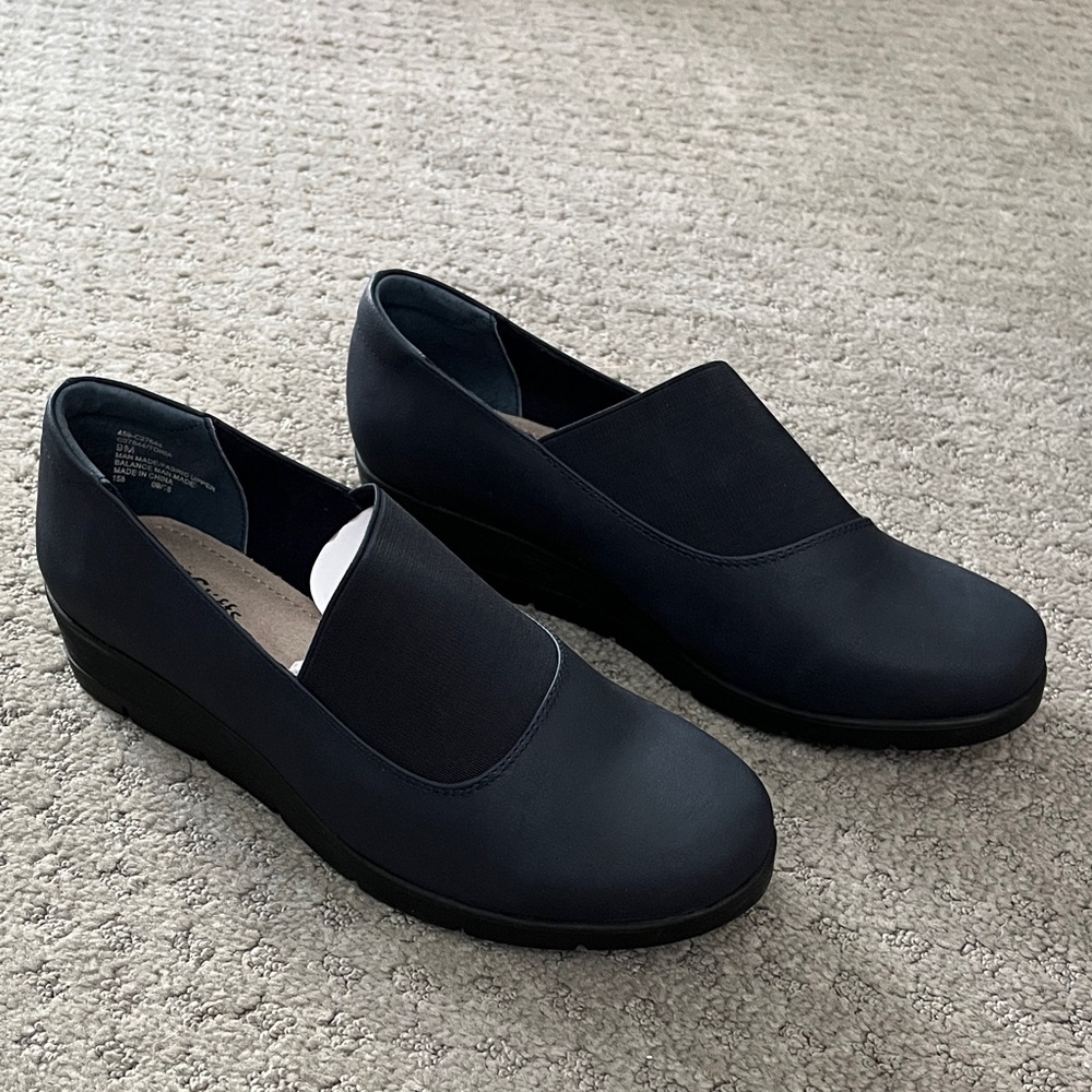 Cliffs by White Mountains Toria Wedge Heel Business Casual